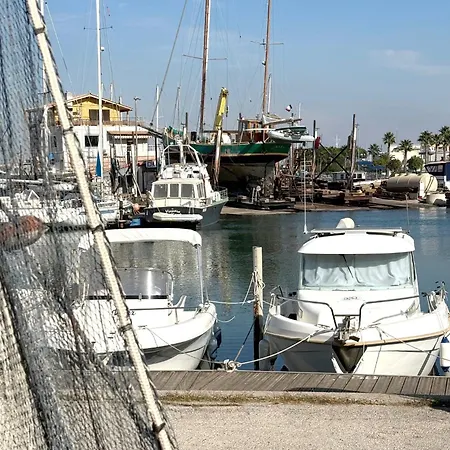 Cap Marina By L'avenue - Vue Xxl - Jacuzzi - Terrasse Au Bord De L'eau - Plein Sud - 2 - Port Camargue Daire