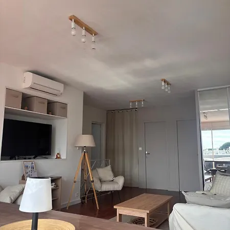 Apartment Cap Marina By L'avenue - Vue Xxl - Jacuzzi - Terrasse Au Bord De L'eau - Plein Sud - 2 - Port Camargue *
