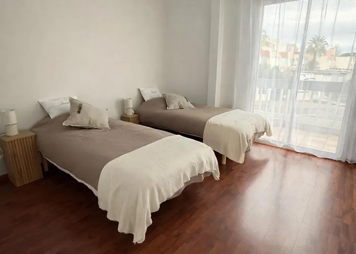 アパート Cap Marina By L'avenue - Vue Xxl - Jacuzzi - Terrasse Au Bord De L'eau - Plein Sud - 2 - Port Camargue *