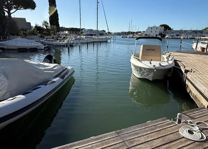 Cap Marina By L'avenue - Vue Xxl - Jacuzzi - Terrasse Au Bord De L'eau - Plein Sud - 2 - Port Camargue アパート
