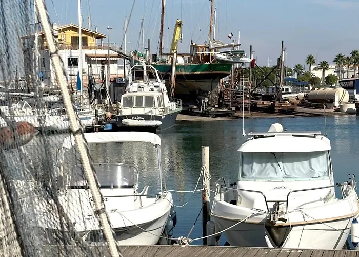 Cap Marina By L'avenue - Vue Xxl - Jacuzzi - Terrasse Au Bord De L'eau - Plein Sud - 2 - Port Camargue アパート