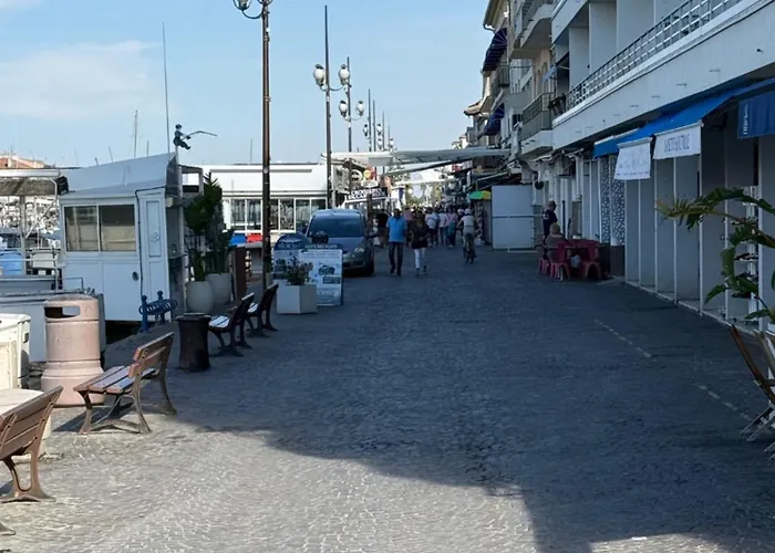 アパート Cap Marina By L'avenue - Vue Xxl - Jacuzzi - Terrasse Au Bord De L'eau - Plein Sud - 2 - Port Camargue *